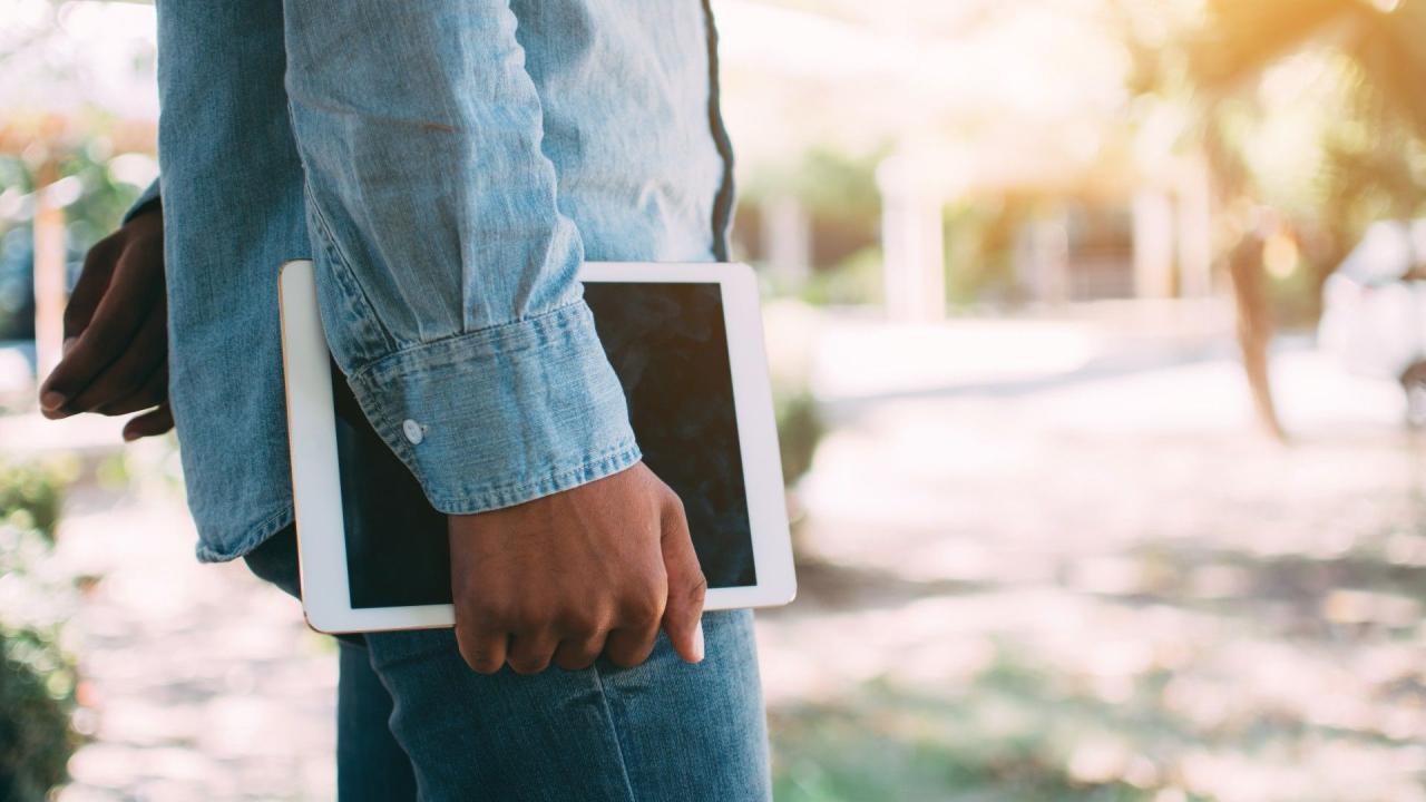 What Features To Look For In A Tablet For Students