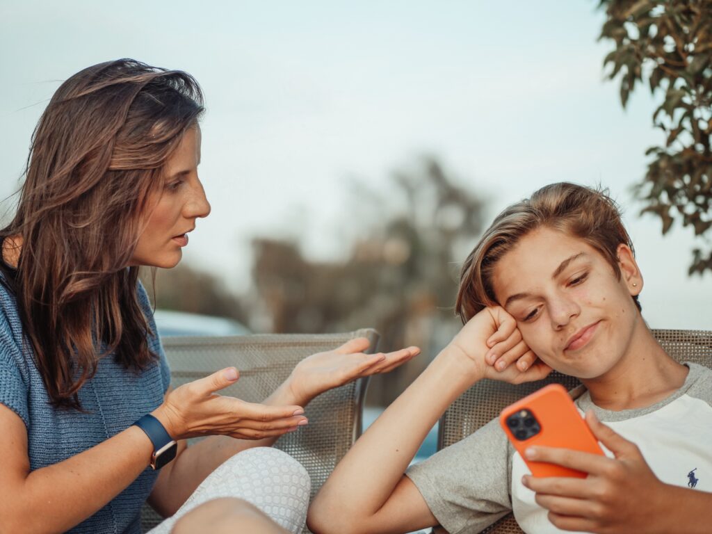 What Are The Impacts Of Social Media On Mental Health